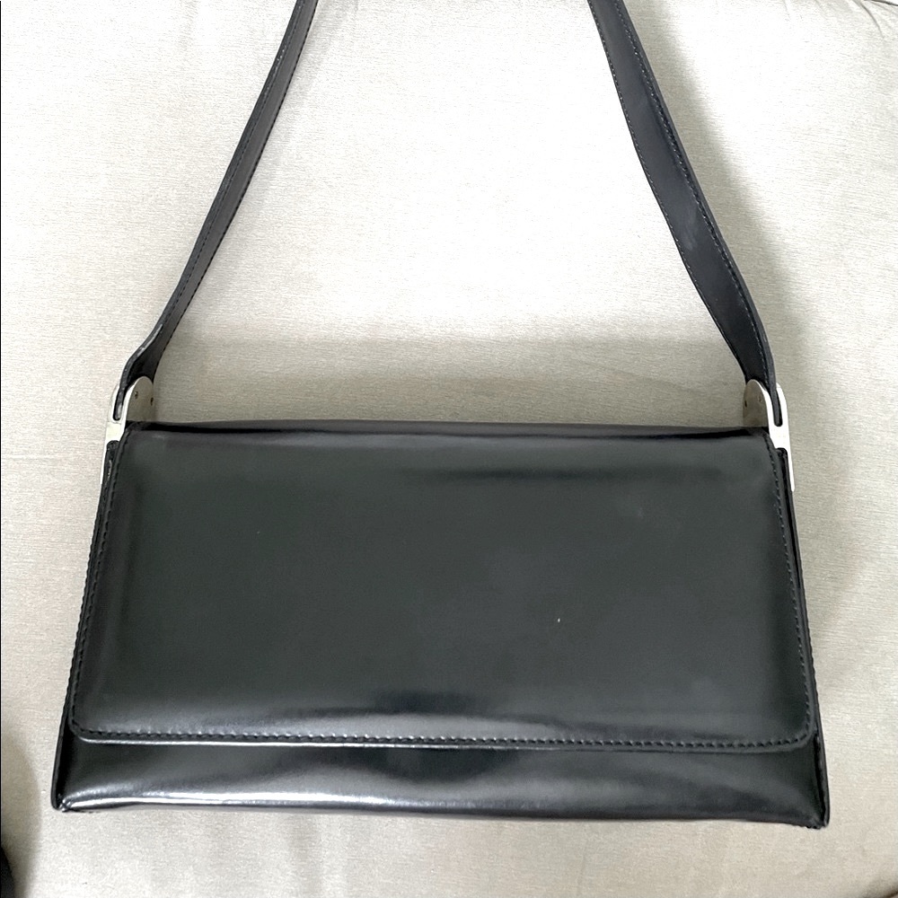 Vintage Black leather shoulder bag